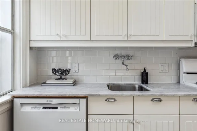 Additional image 19 of 103 Sparkhall Ave