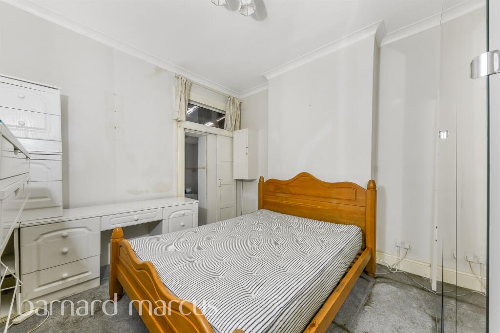 Additional image 7 of Pitcairn Road, Mitcham