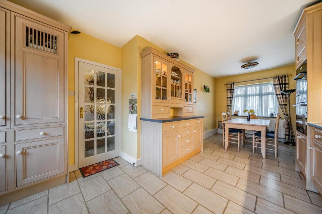 Additional image 14 of Devonshire Way, Shirley, Croydon