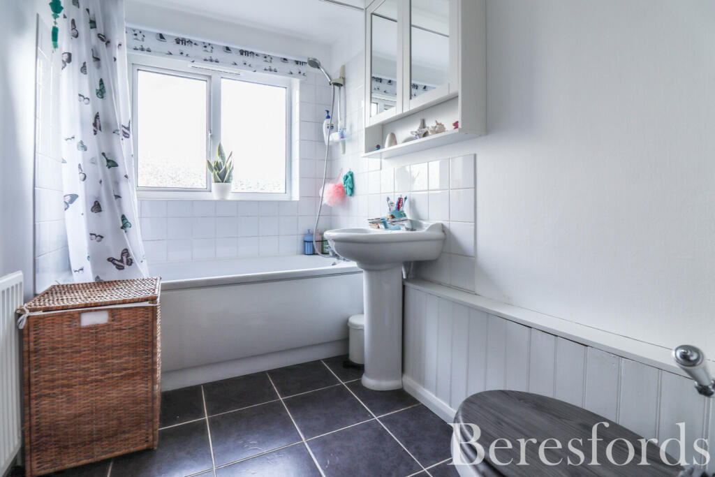 Additional image 8 of Holloway Crescent, Leaden Roding, CM6