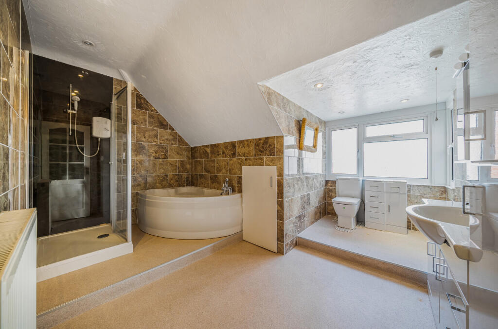 Additional image 28 of St. Vincent Road, Clacton-on-Sea, Essex