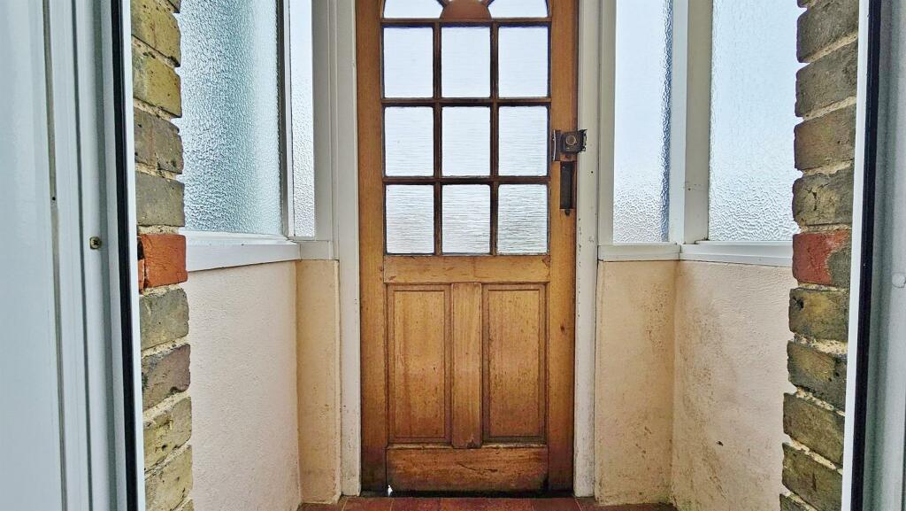 Additional image 3 of Kirby Road, Walton On The Naze