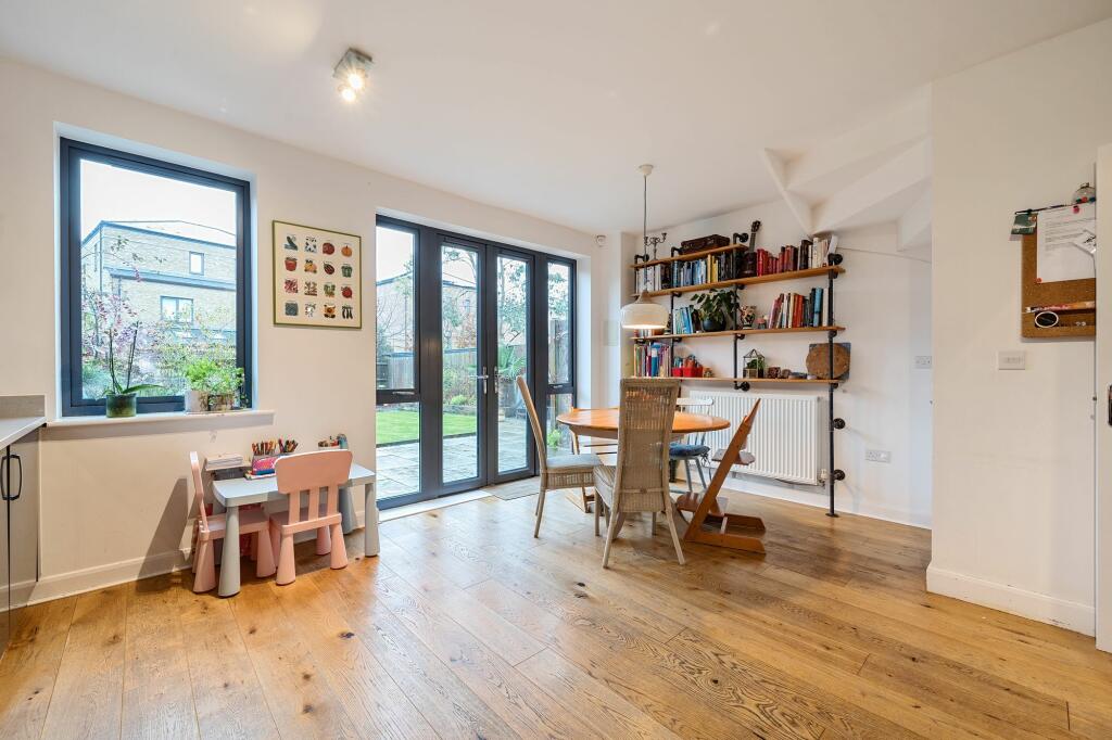 Additional image 7 of Cane Hill Drive, Coulsdon, CR5