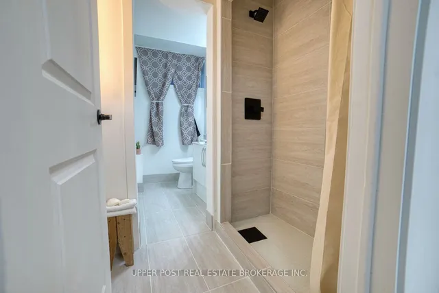 Additional image 5 of 23 Larabee Cres