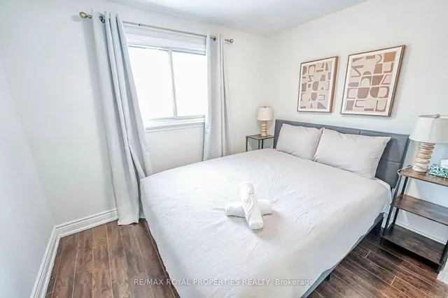 Additional image 27 of 58 Crittenden Sq