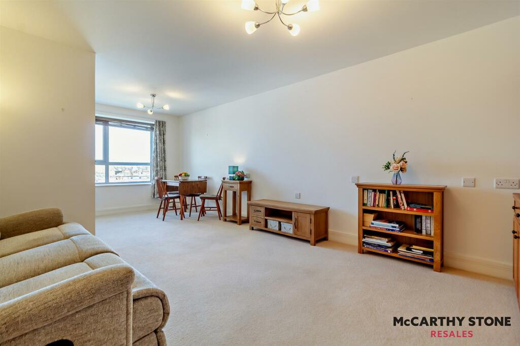 Additional image 5 of Kingsman Court, Carnarvon Road, Clacton-On-Sea, Essex, CO15 6EE