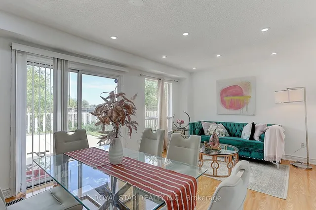 Additional image 22 of 39 Caruso Dr