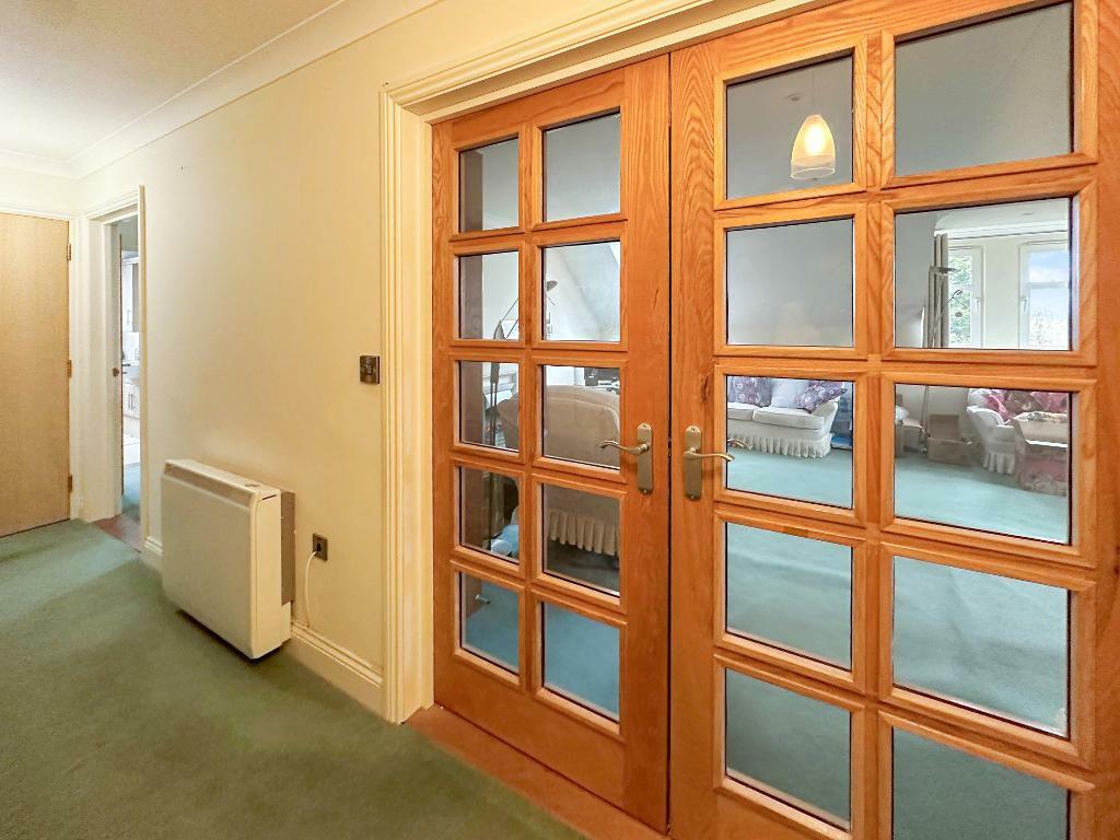 Additional image 12 of 303 Limpsfield Road, Warlingham, CR6 9RL