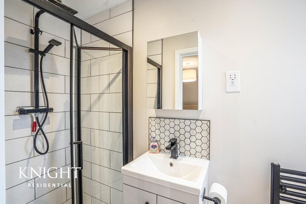 Additional image 20 of Jefferson Close, Colchester, CO3