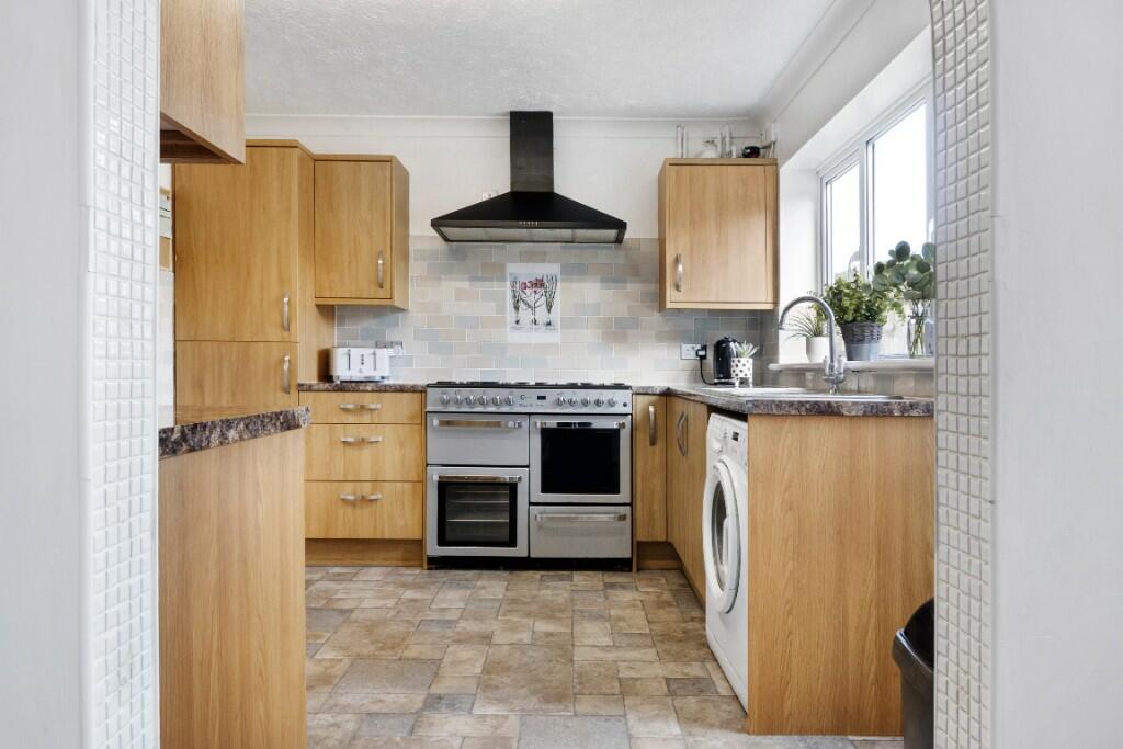 Additional image 7 of Tangerine Close, Colchester, Essex, CO4