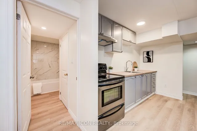 Additional image 34 of 61 Bush Clover Cres