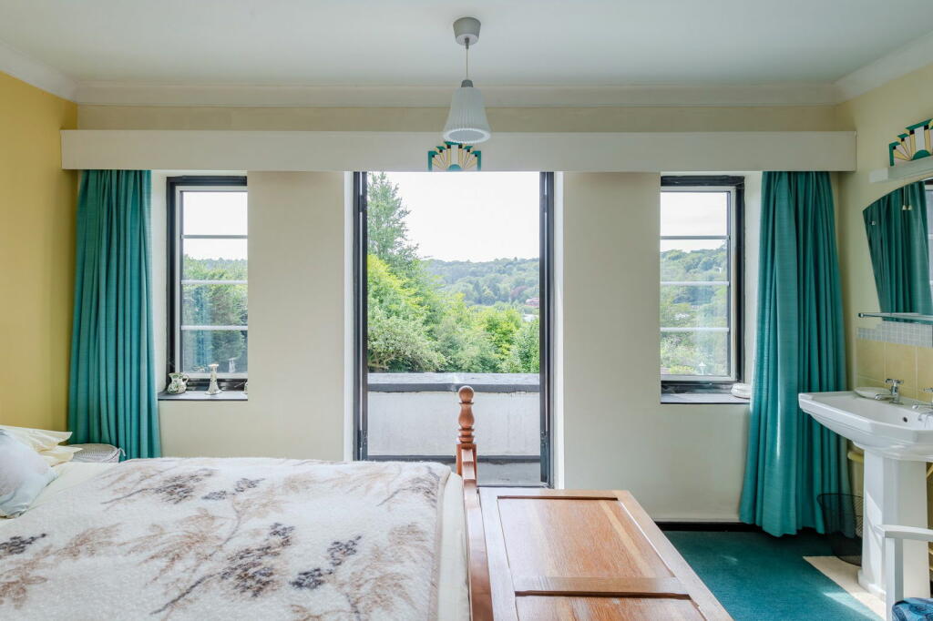 Additional image 28 of Harestone Hill, Caterham, CR3