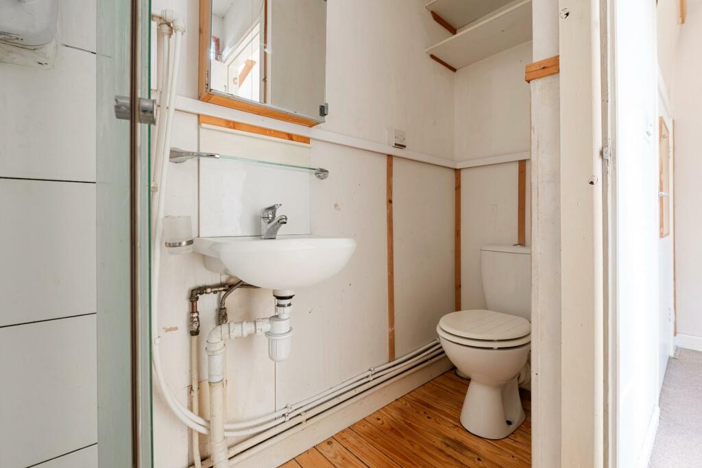 Additional image 7 of Manor Parade, Brightlingsea, CO7