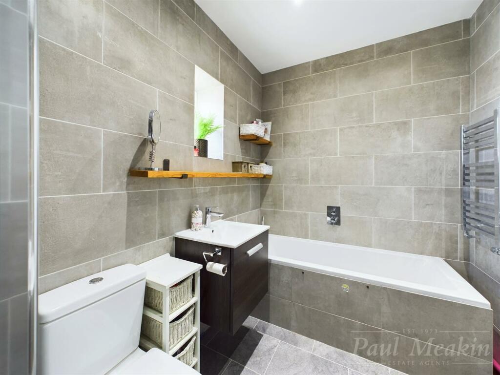 Additional image 15 of Cranleigh Close, South Croydon