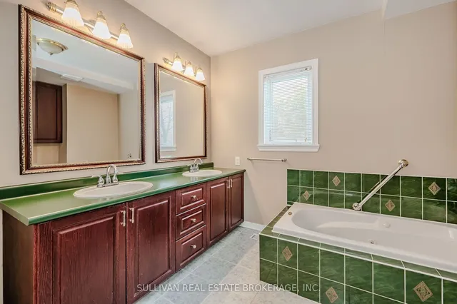 Additional image 28 of 90 Colonel Bertram Rd