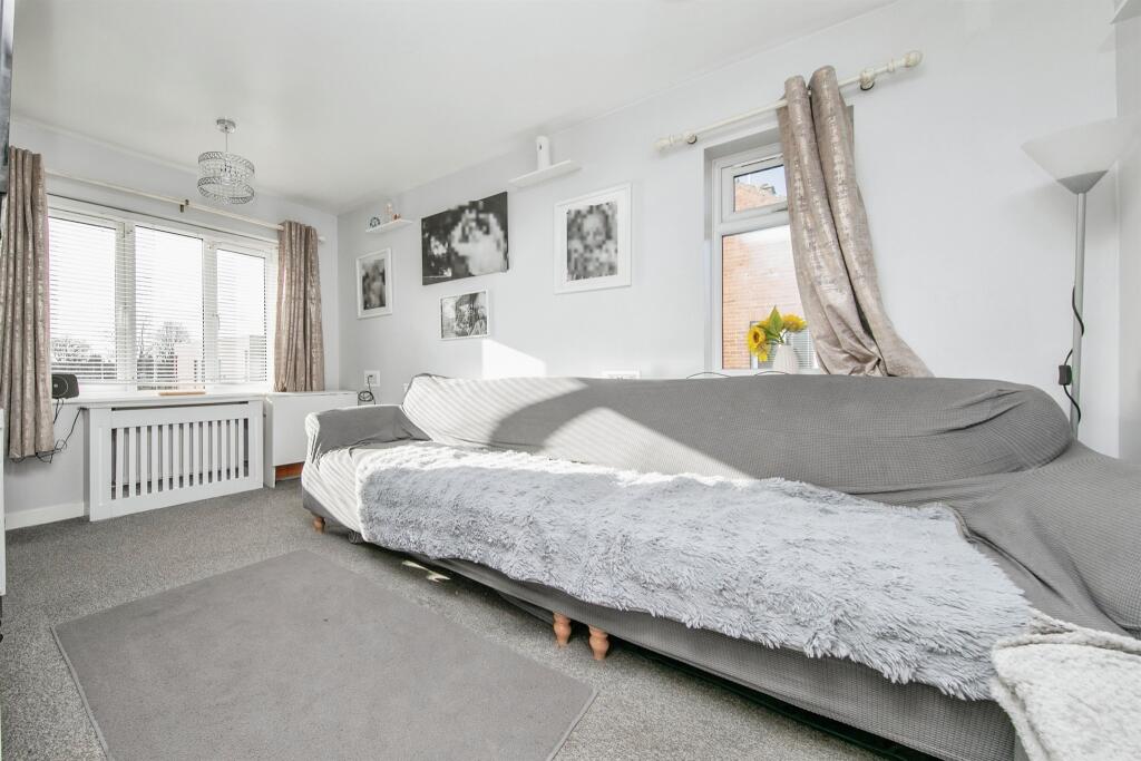 Additional image 7 of Walnut Tree Way, Colchester