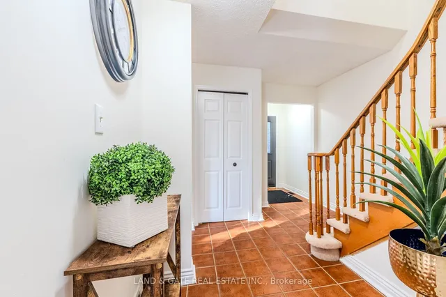 Additional image 7 of 11 Golders Green Ave