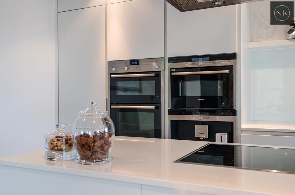 Additional image 34 of Coopers Court, Piercing Hill, Theydon Bois, Epping, Essex, CM16