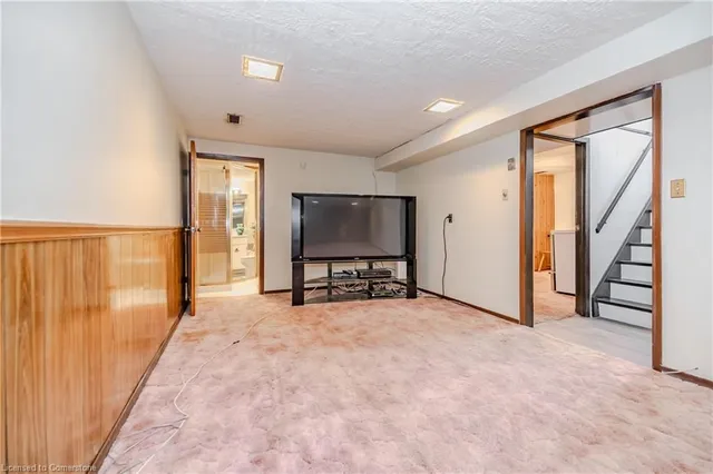 Additional image 28 of 260 Hazelglen Dr