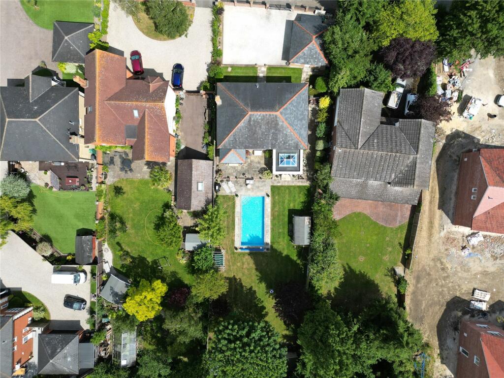 Additional image 35 of Hullbridge Road, South Woodham Ferrers, Chelmsford, Essex, CM3