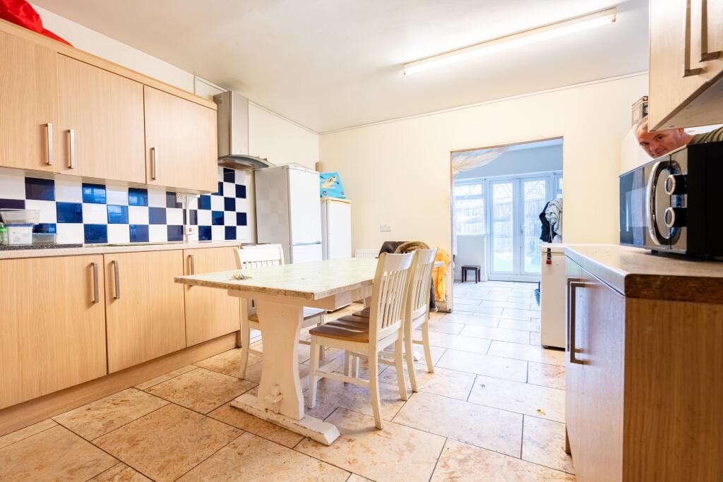 Additional image 6 of Woodland Road, Chelmsford, Essex, CM1