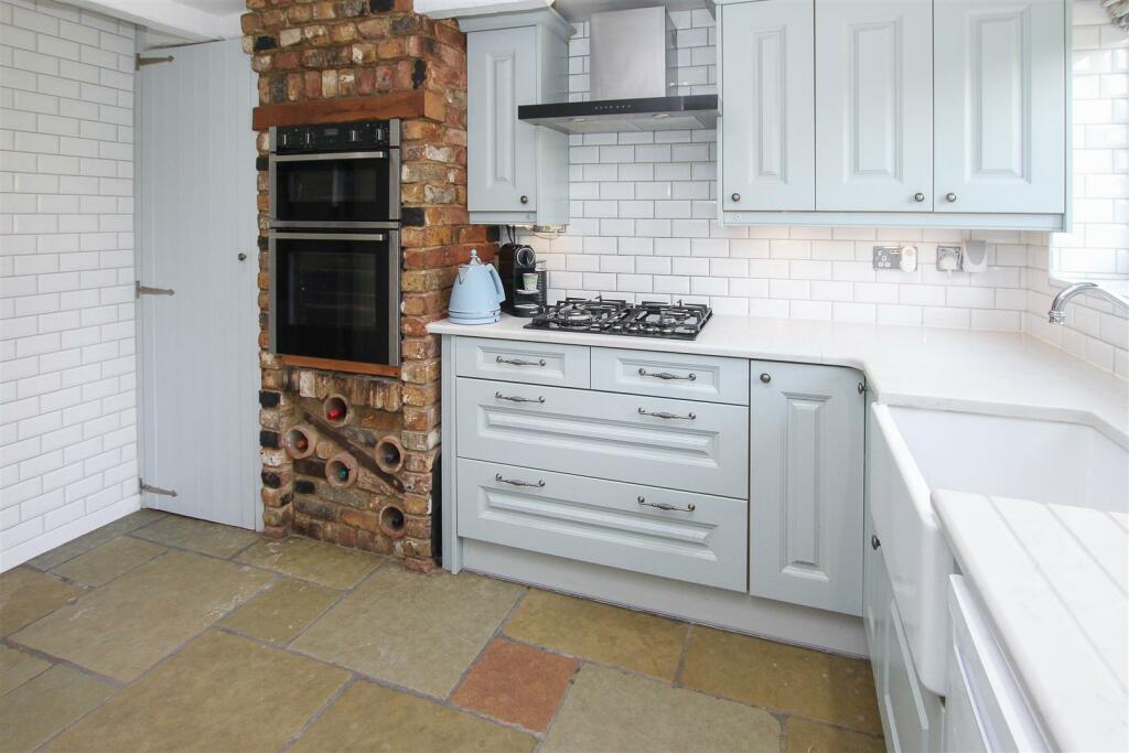 Additional image 9 of Mores Lane, Bentley, Brentwood