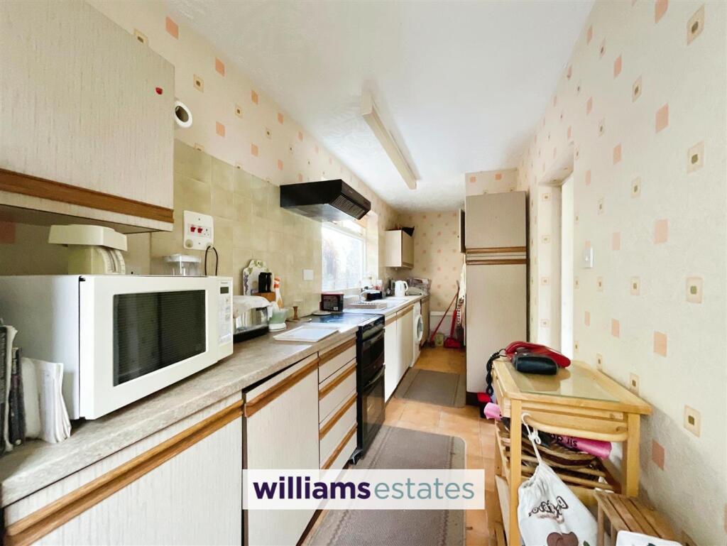 Additional image 5 of Village Road, Mold