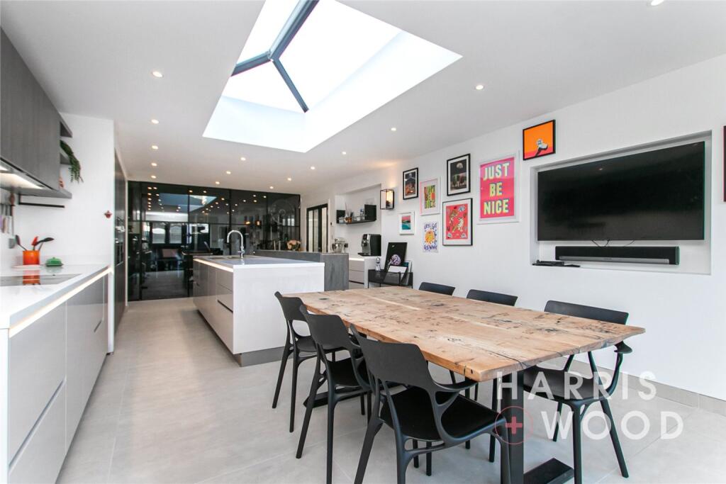 Additional image 10 of Dumont Avenue, St. Osyth, Clacton-on-Sea, Essex, CO16