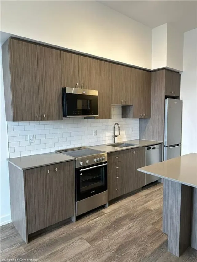 Additional image 6 of 15 Wellington St Unit 204