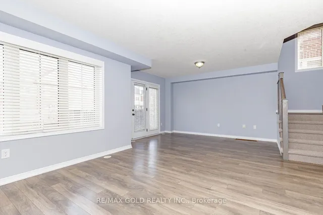 Additional image 11 of 22 Francesco St