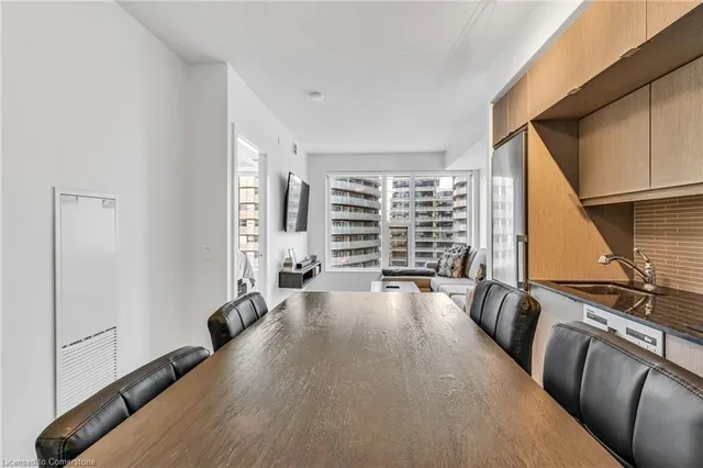 Additional image 16 of 10 York St Unit 2713