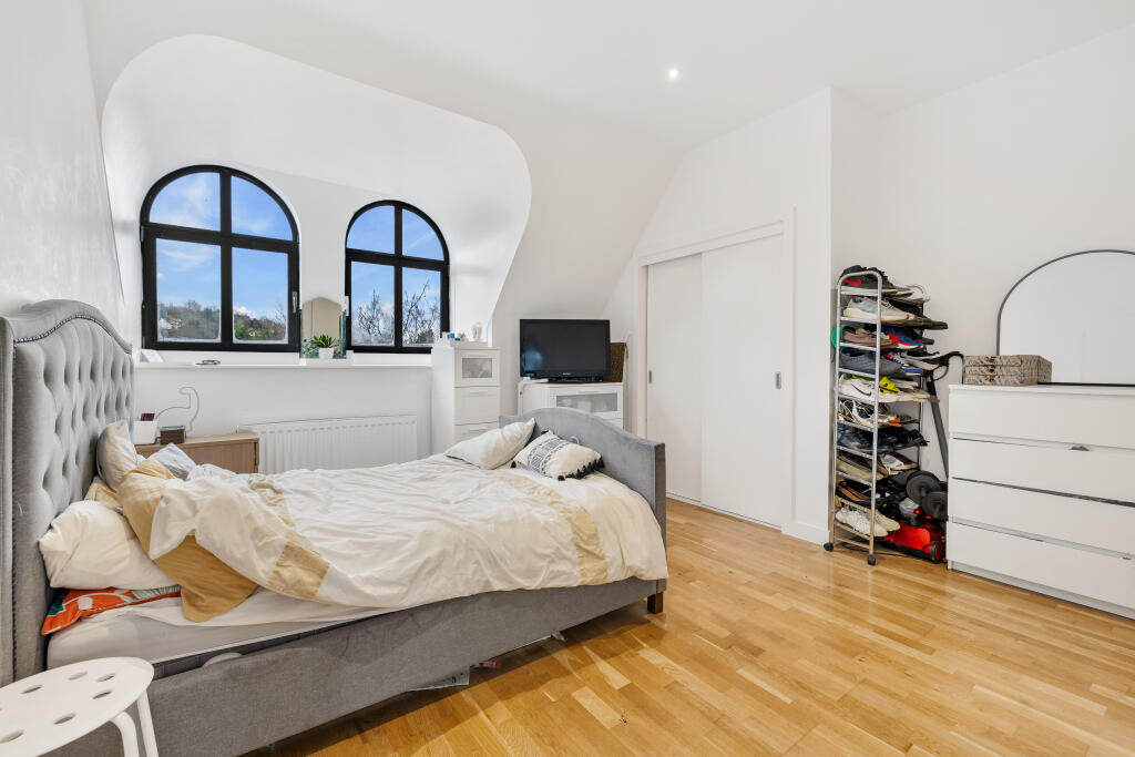 Additional image 14 of Ref: EL - Whyteleafe Hill, Whyteleafe, CR3 0FA