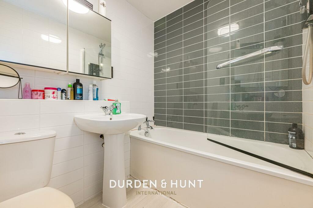 Additional image 9 of Theydon Gate, Station Approach, Theydon Bois, Epping, CM16