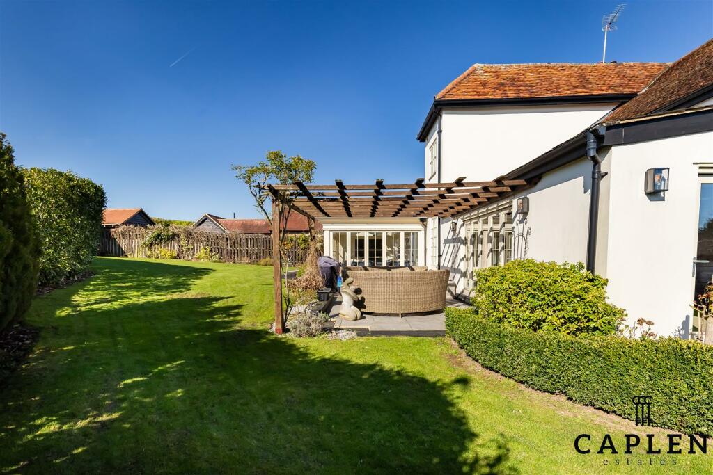 Additional image 41 of Fiddlers Hamlet