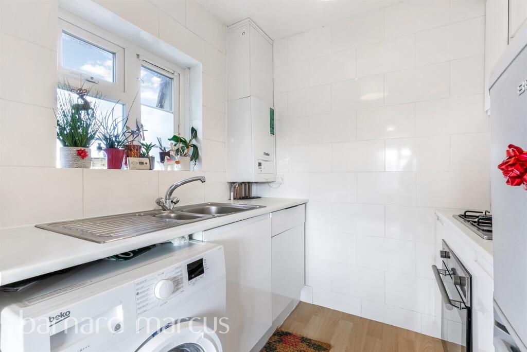 Additional image 9 of Mitcham Park, Mitcham