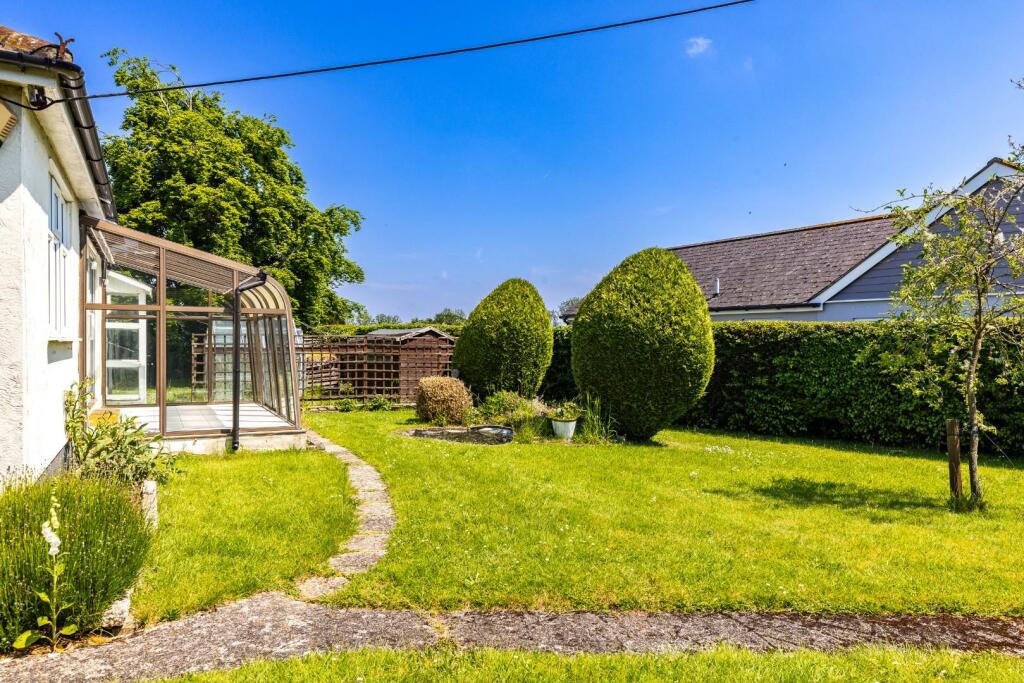 Additional image 11 of Chelmsford Road, Barnston, Dunmow