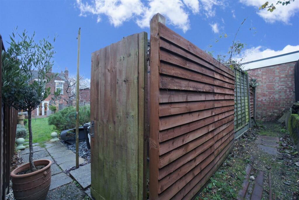 Additional image 16 of Bourne Road, Colchester