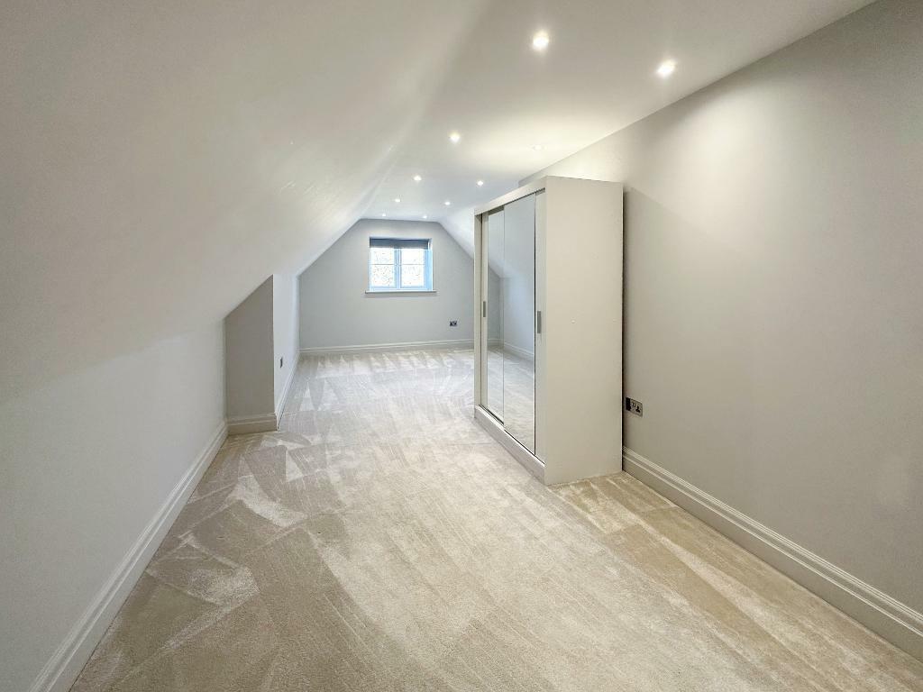 Additional image 7 of Limpsfield Road, Warlingham, Surrey, CR6 9RL