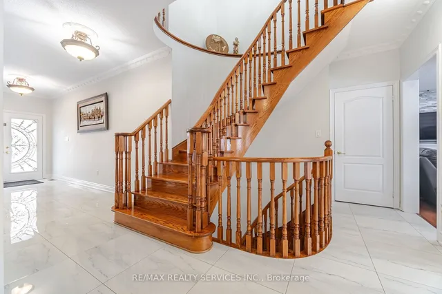 Additional image 15 of 4 Runnymede Cres