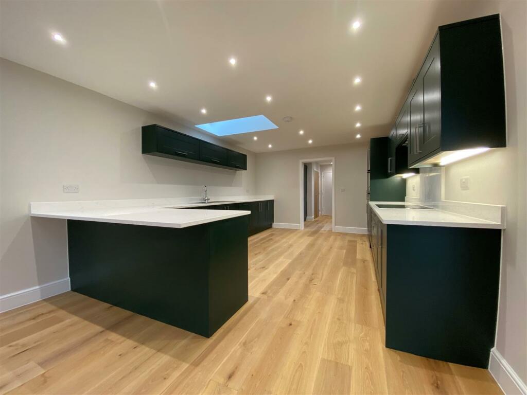 Additional image 5 of Stoney Hills, Burnham-On-Crouch