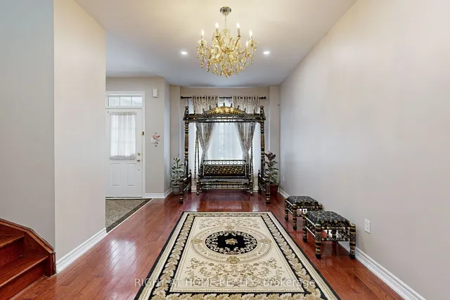 Additional image 4 of 16 Sculptor St