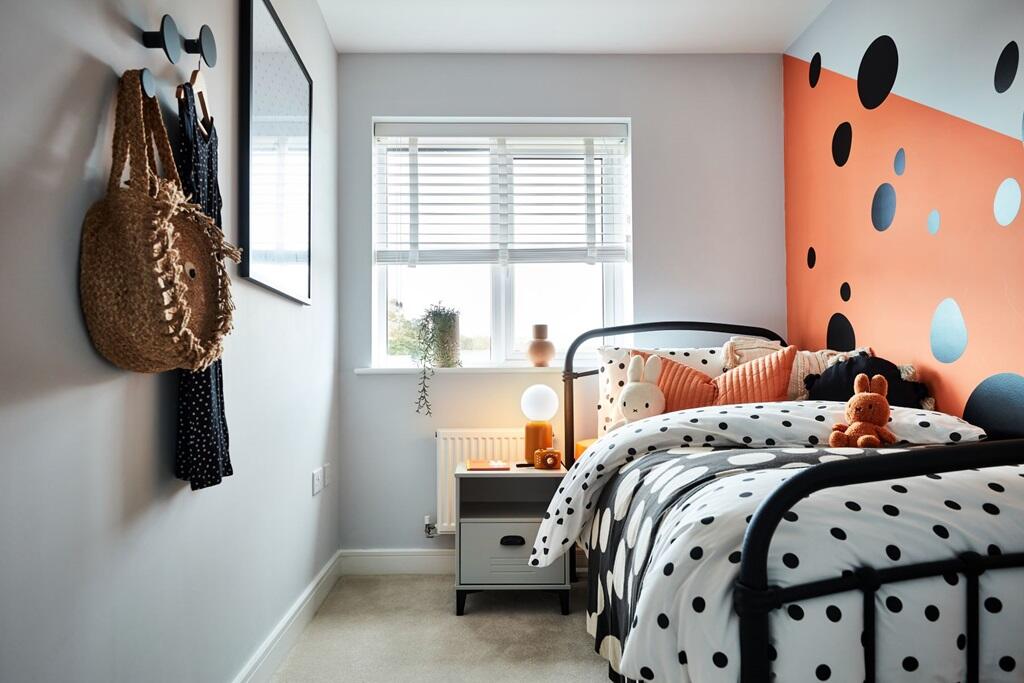 Additional image 12 of Elm Tree Avenue, 
Frinton on Sea, 
Essex,
CO13 0GR