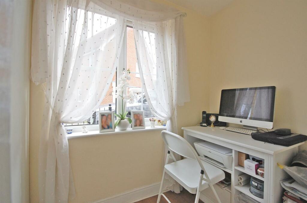 Additional image 10 of Thresher Rise, Braintree