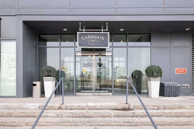 Additional image 29 of 169 Fort York Blvd Unit 318