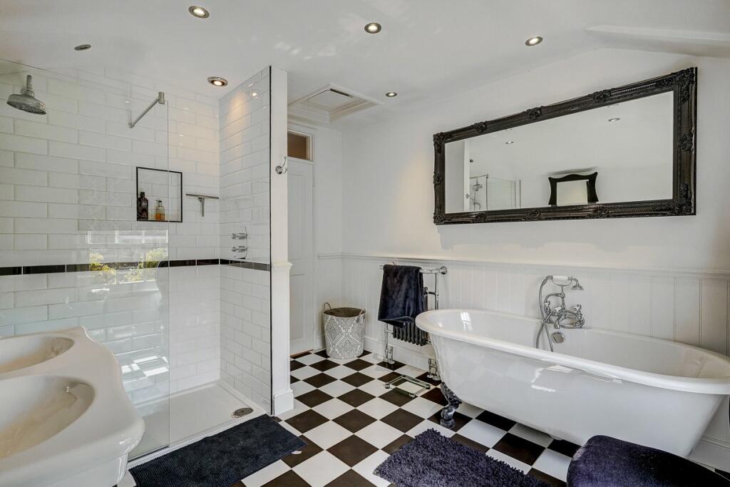 Additional image 31 of Church Street, Great Baddow, CM2