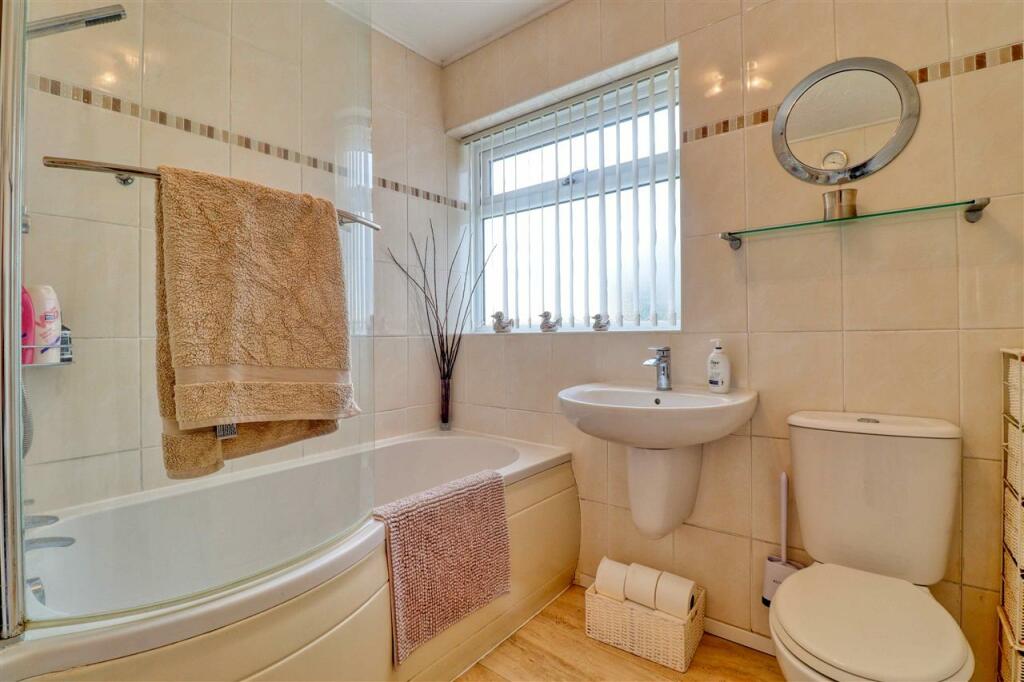 Additional image 17 of Queensway, Holland on Sea