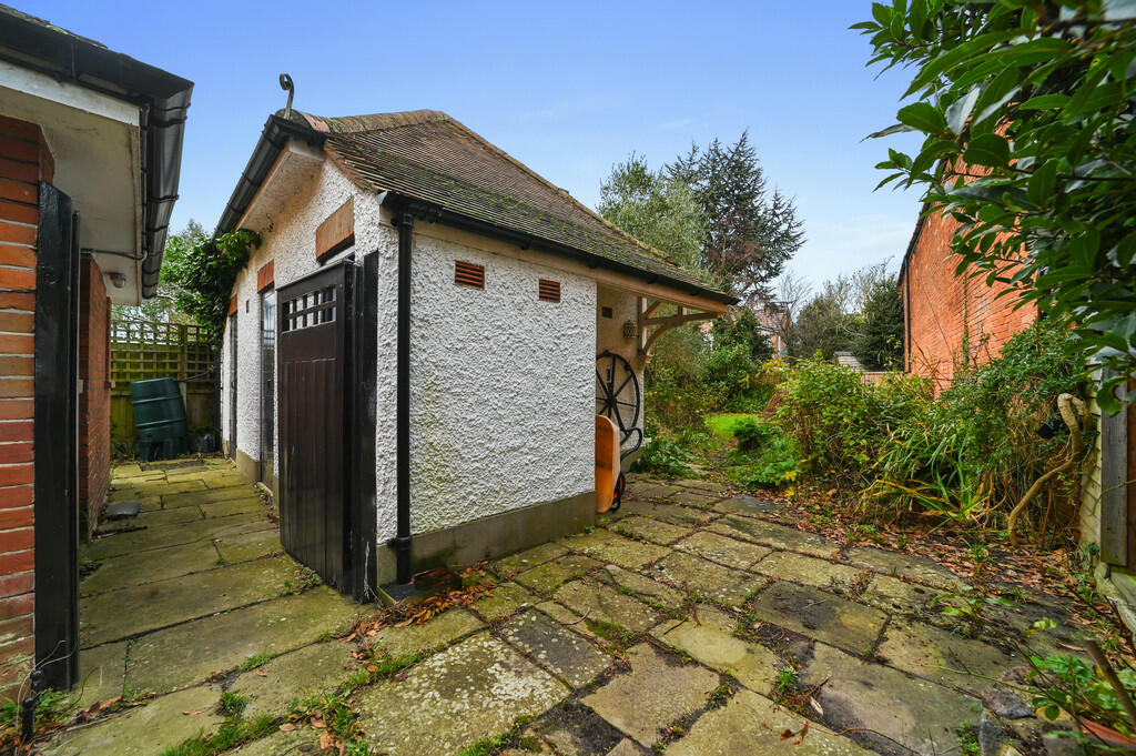 Additional image 28 of Holland Road, Frinton On Sea, Essex