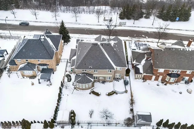 Additional image 37 of 29 Concorde Dr