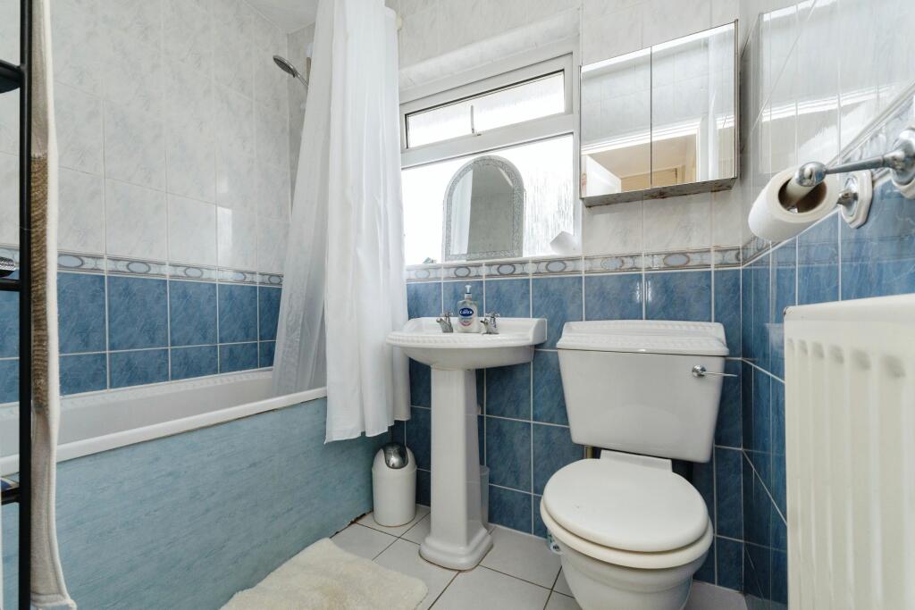 Additional image 9 of Richland Avenue, Coulsdon, CR5