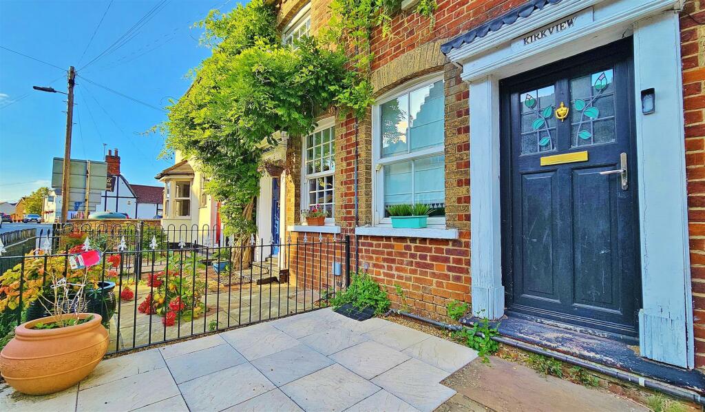 Additional image 3 of High Street, Thorpe-le-Soken